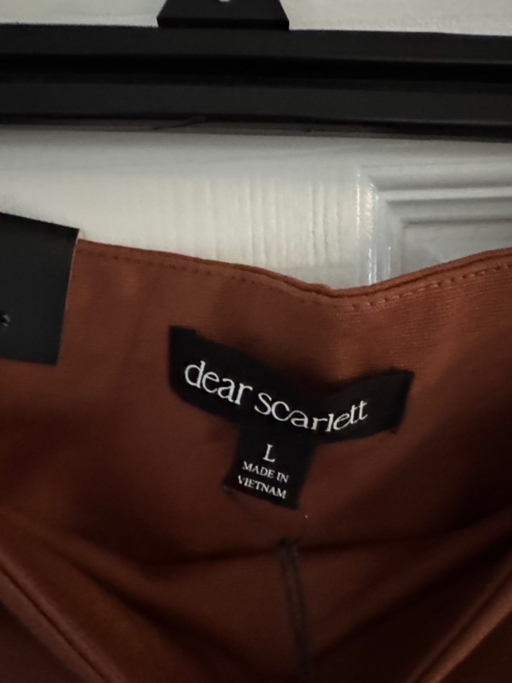 Dear Scarlett Rust magic straight pants - Picture 2 of 3